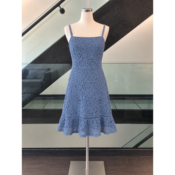 Hollister Dresses & Skirts - Hollister Blue Floral Lace Smocked Back Mini Dress Adjustable Straps Medium